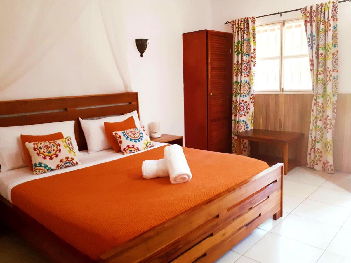 Casa Mapache Hotel Tamarindo Buitenkant foto