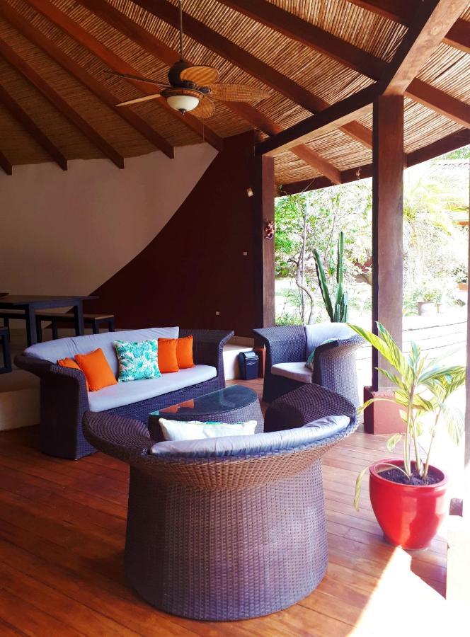 Casa Mapache Hotel Tamarindo Buitenkant foto
