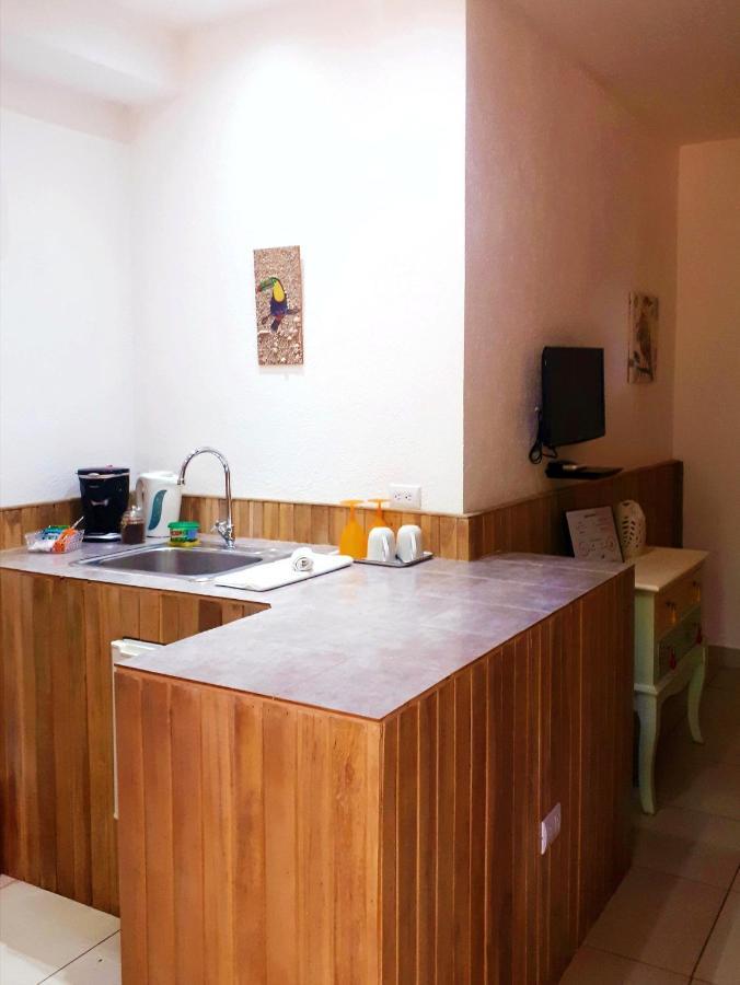 Casa Mapache Hotel Tamarindo Buitenkant foto