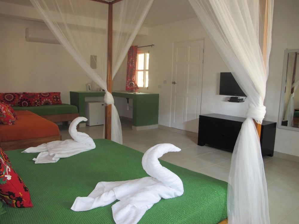 Casa Mapache Hotel Tamarindo Buitenkant foto